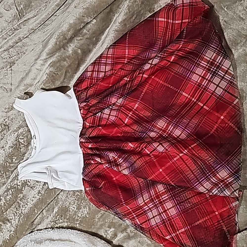 Girls plaid 2 piece dess/sweater